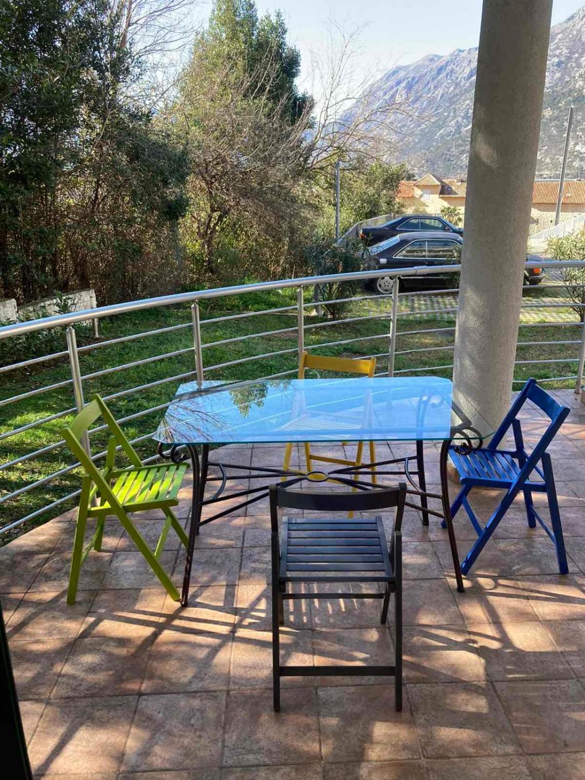 Apartman Mia Risan Εξωτερικό φωτογραφία